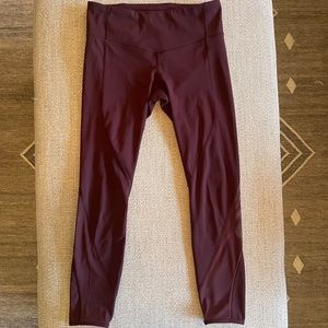 Lululemon All Meshed Up 7/8 Tight - Bordeaux Drama / Flash Light